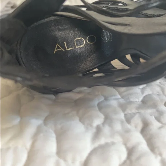 Shoe bundle - Picture 10 of 11